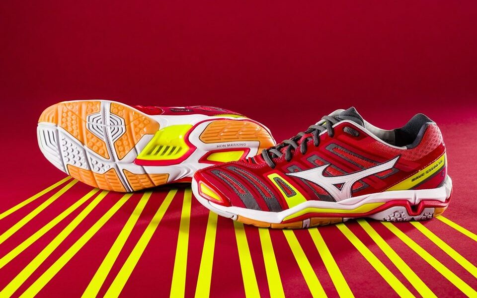 zoom geweten Rijke man MIZUNO WAVE STEALTH 4 - Strength. Power. Agility. | Handball Planet