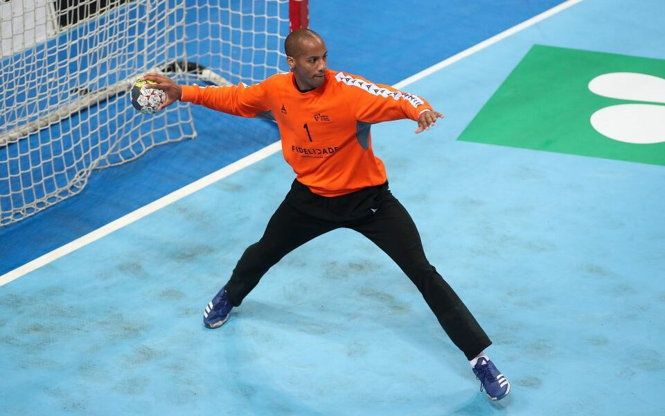European Handball to pay tribute to Cuban goalkeeper Alfredo Quintana -  Prensa Latina