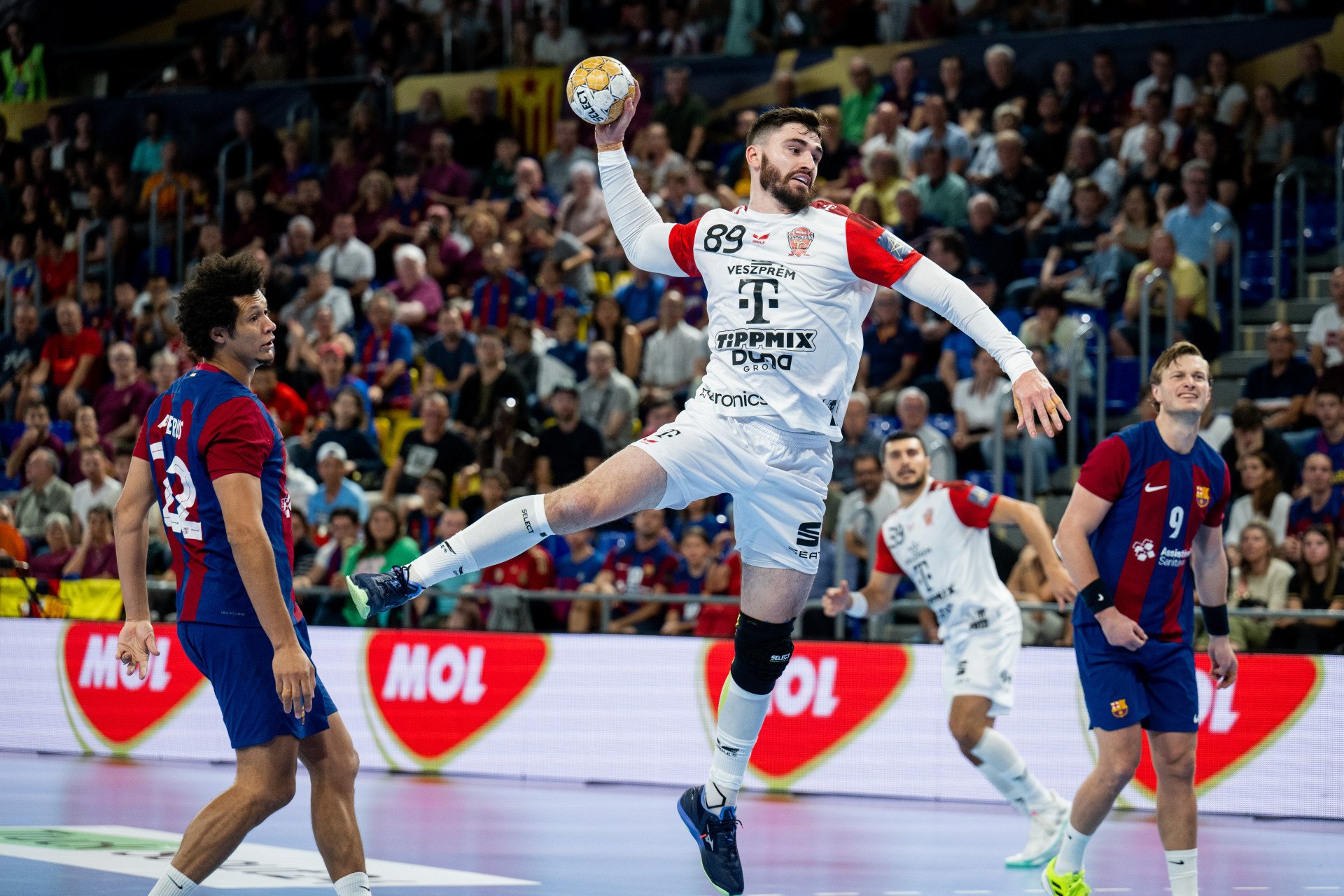 Ehf Cl First Ever Win For Veszprem In